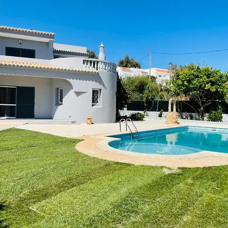 Luxury Villa With Private Pool *